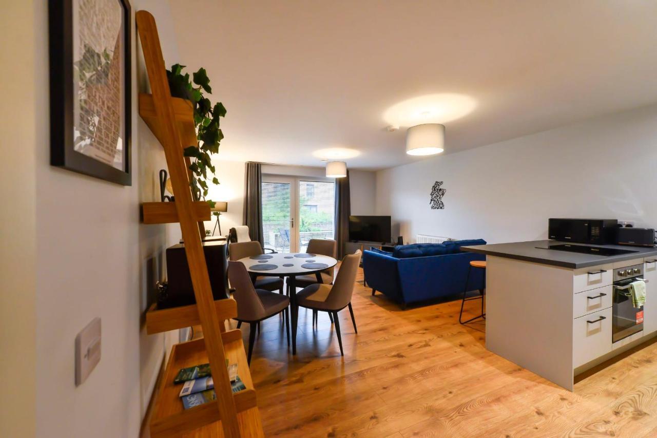 エディンバラGuestready - Splendid Flat In Leith With Parking!アパートメント エクステリア 写真