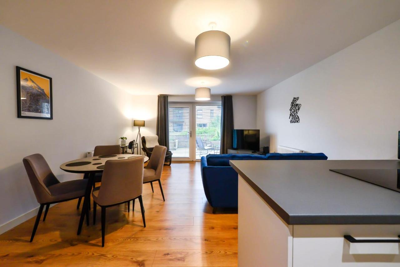 エディンバラGuestready - Splendid Flat In Leith With Parking!アパートメント エクステリア 写真