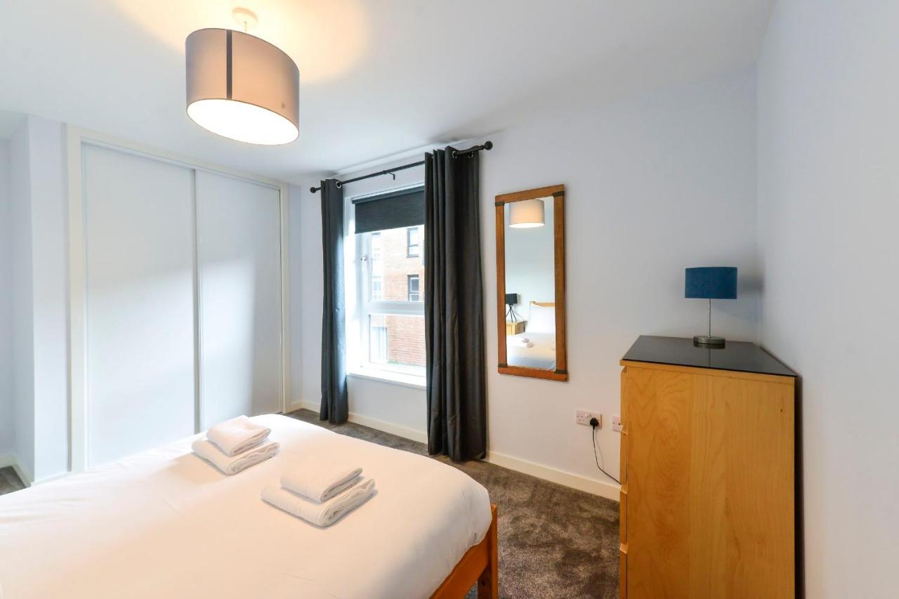 エディンバラGuestready - Splendid Flat In Leith With Parking!アパートメント エクステリア 写真