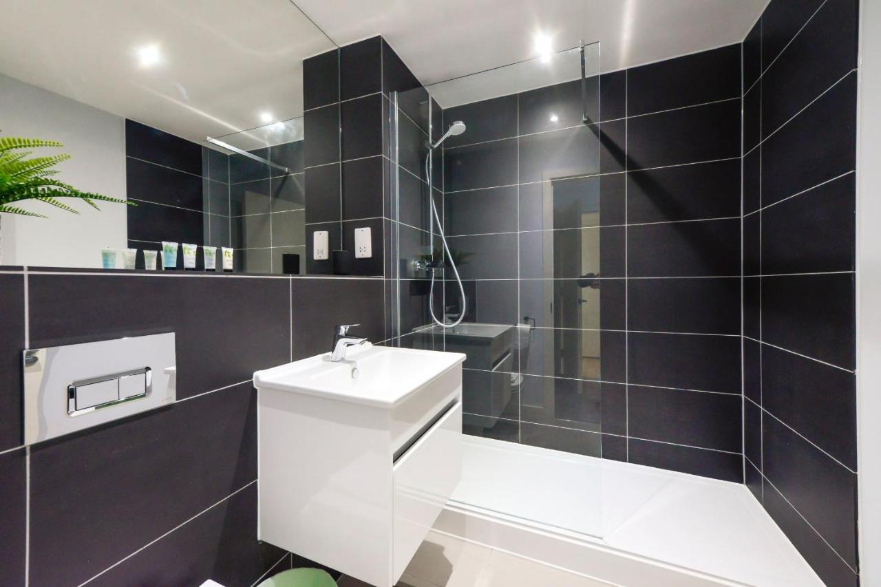 エディンバラGuestready - Splendid Flat In Leith With Parking!アパートメント エクステリア 写真