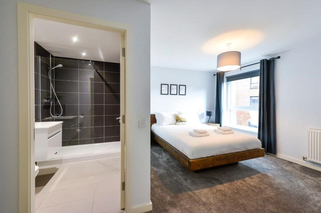 エディンバラGuestready - Splendid Flat In Leith With Parking!アパートメント エクステリア 写真