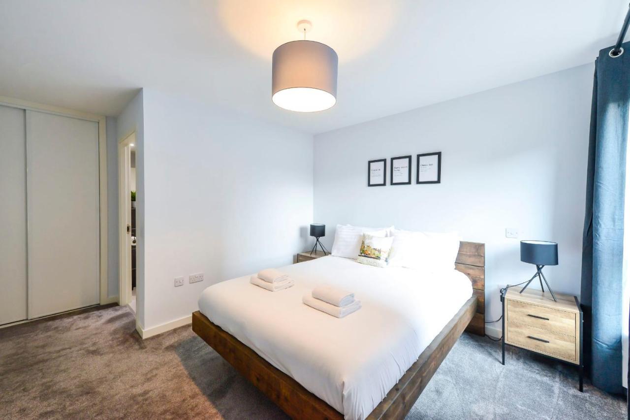 エディンバラGuestready - Splendid Flat In Leith With Parking!アパートメント エクステリア 写真