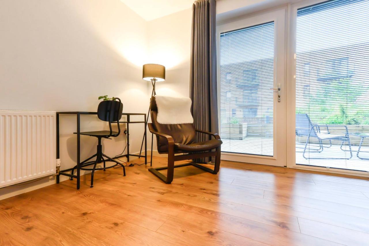 エディンバラGuestready - Splendid Flat In Leith With Parking!アパートメント エクステリア 写真