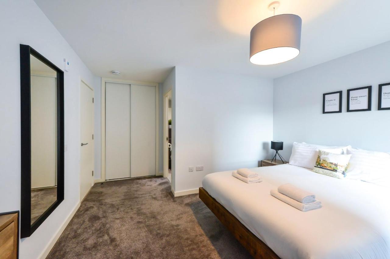 エディンバラGuestready - Splendid Flat In Leith With Parking!アパートメント エクステリア 写真